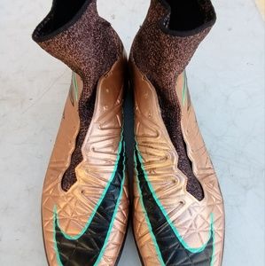 Meet your Posher, Cortrell